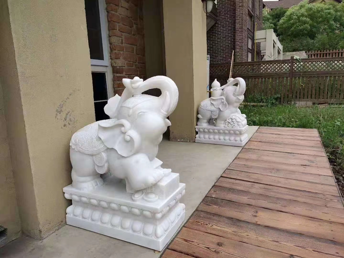 漢白玉大象